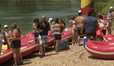Reopened Illinois River sees business boom