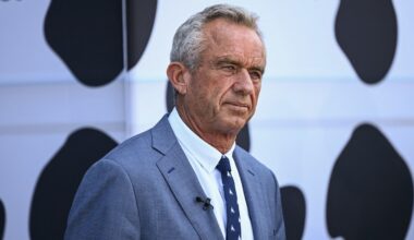Medical groups concerned that RFK Jr. may dismiss panel of primary care experts : NPR