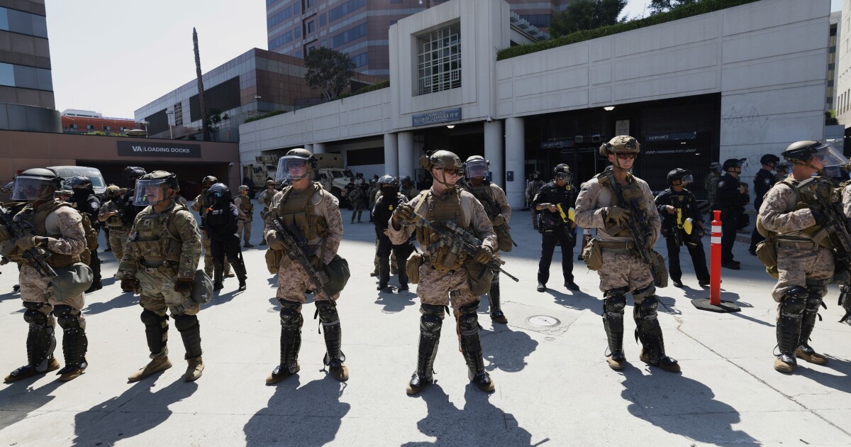 Marines to leave LA