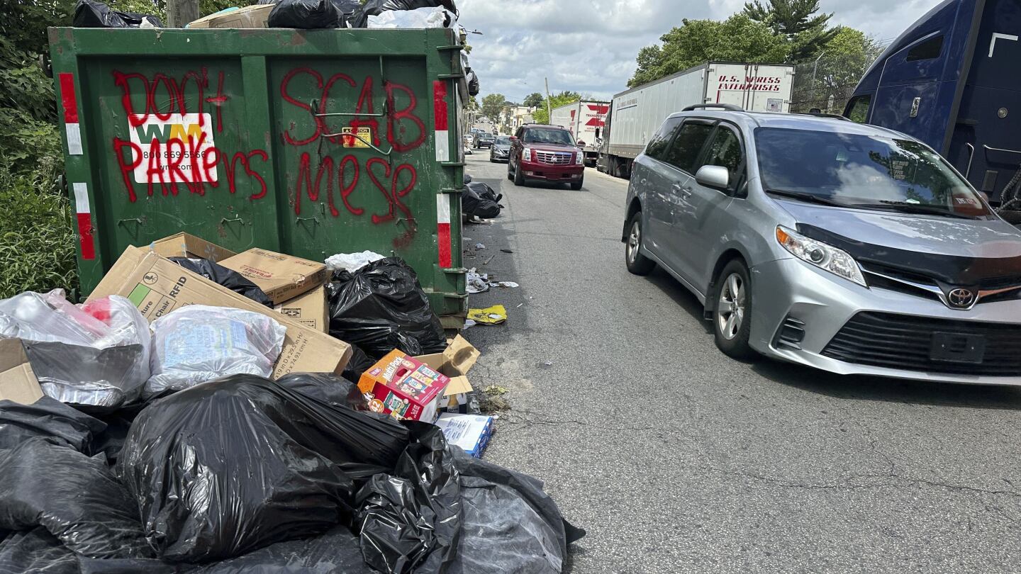 Philadelphia workers and city reach deal to end strike