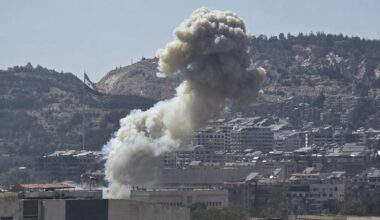 Israel strikes Syrian Defense Ministry as clashes between government and Druze minority rage on