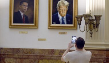 New portrait of President Trump hangs in Colorado Capitol after he complained about an earlier one