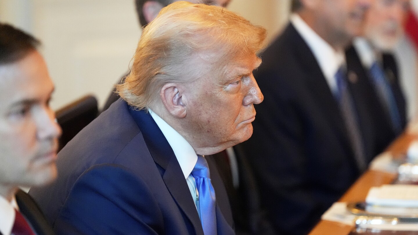 Trump sets 25% tariffs on Japan and South Korea