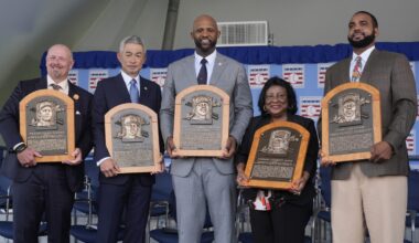 Ichiro Suzuki adds humorous touches to Hall of Fame induction ceremonies