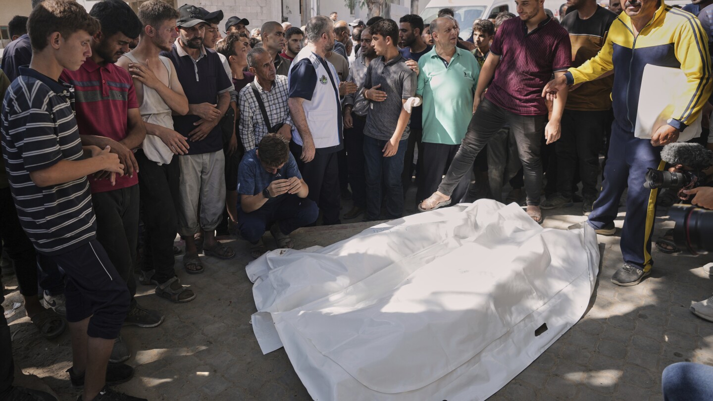 Gaza doctors lament Israel's killing of a prominent colleague