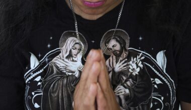 Trump immigration raids create fear for immigrants seeking medical help