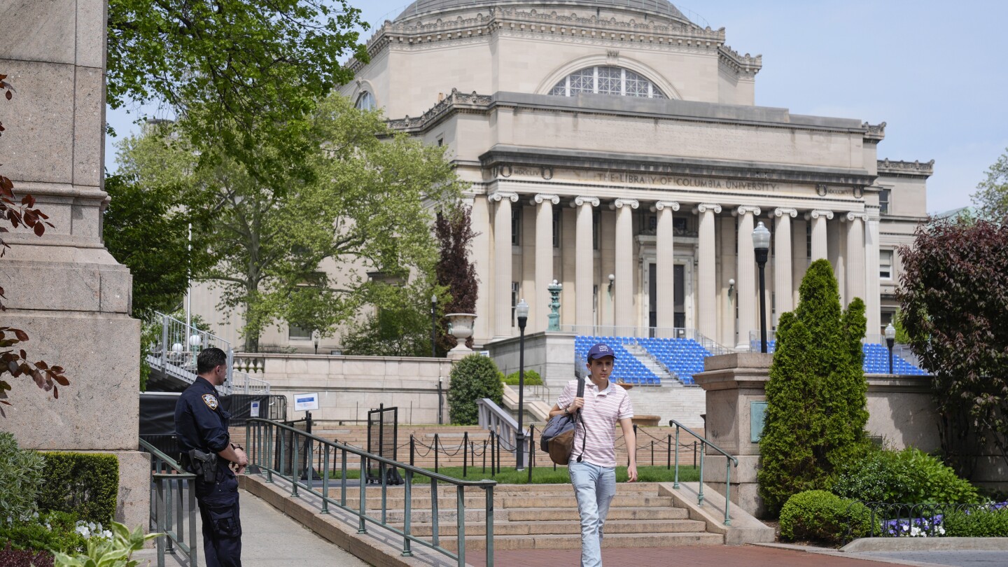Columbia University reaches a deal with Trump to restore federal research funds
