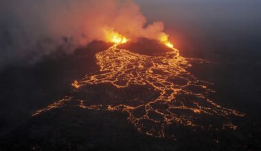 Tourists watch spectacular volcanic eruptions in Iceland