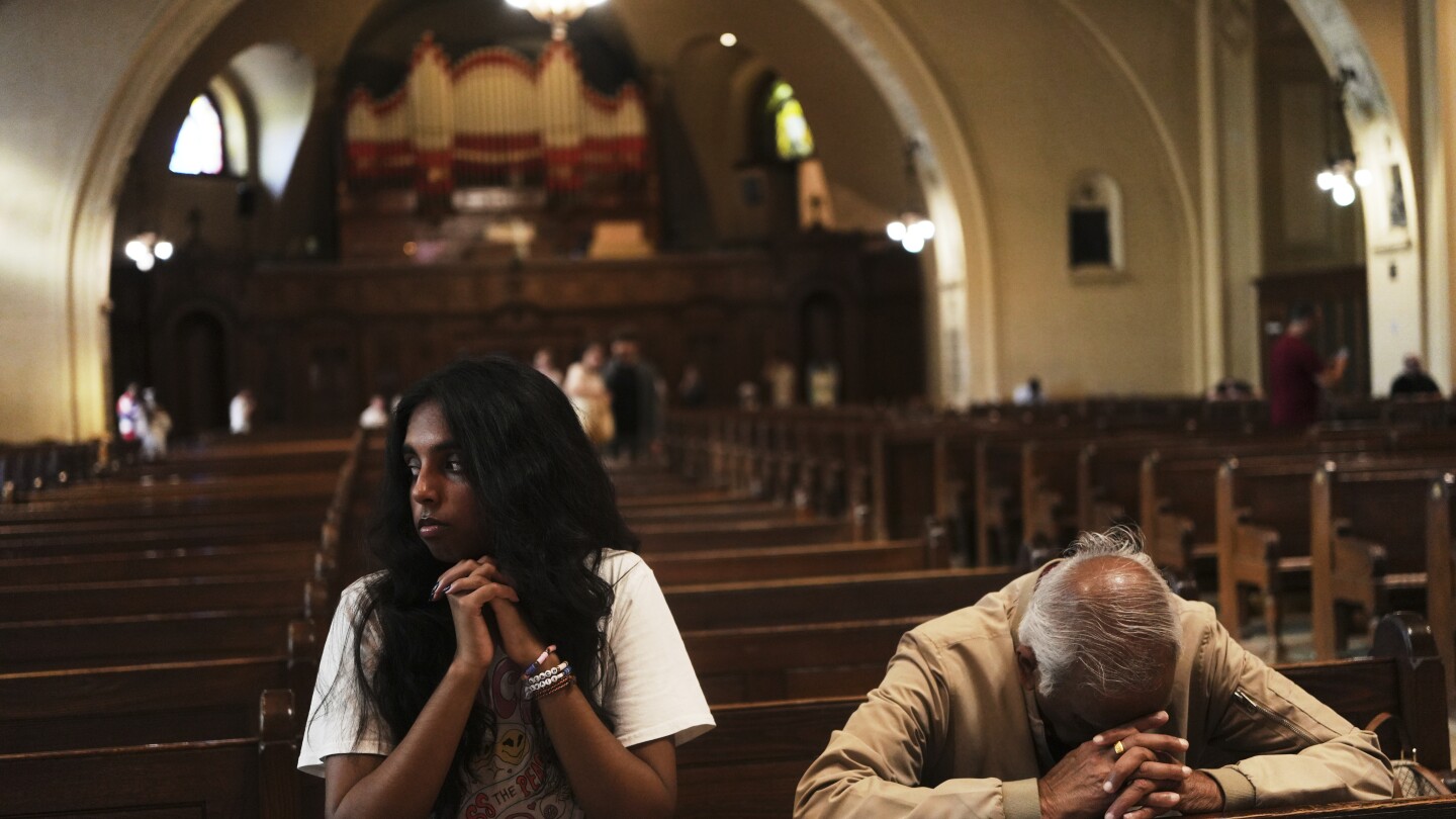 Trump's religious rhetoric clashes with Canada's secular politics