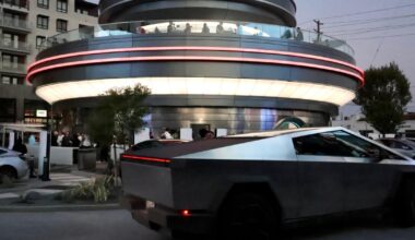 What we learned on opening day at Elon Musk's new Tesla Diner