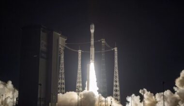 Vega launches Earth science, imaging spacecraft