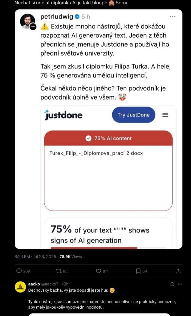 Politik z vlády bojující proti dezinformacím ve svém přirozeném prostředí