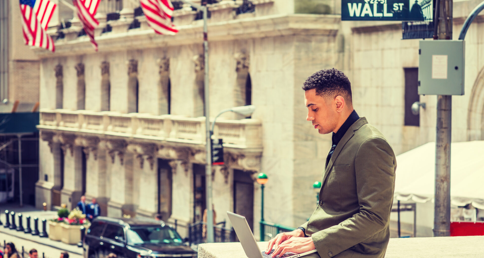 Does 1 Top Analyst Know Something About Palantir That the Rest of Wall Street Doesn't?