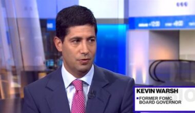 Former Fed Reserve Governor Warsh says tariffs not inflationary, has sympathy for Trump
