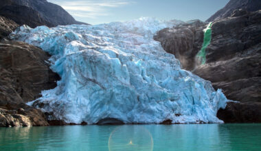 From Iceland — All That Is Green Is (Not) Good