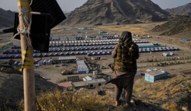 Taliban tortured, threatened Afghans expelled from Pakistan and Iran, UN report says
