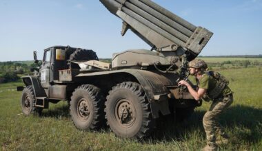 Russia ramps up offensives on 2 fronts in Ukraine as both sides seek an advantage