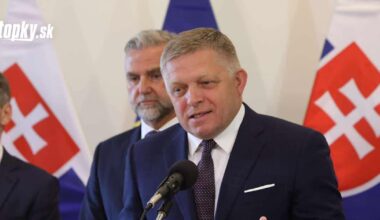 Premiér Fico žiada predvolať britského veľvyslanca: Londýn chcel ovplyvňovať voľby na Slovensku