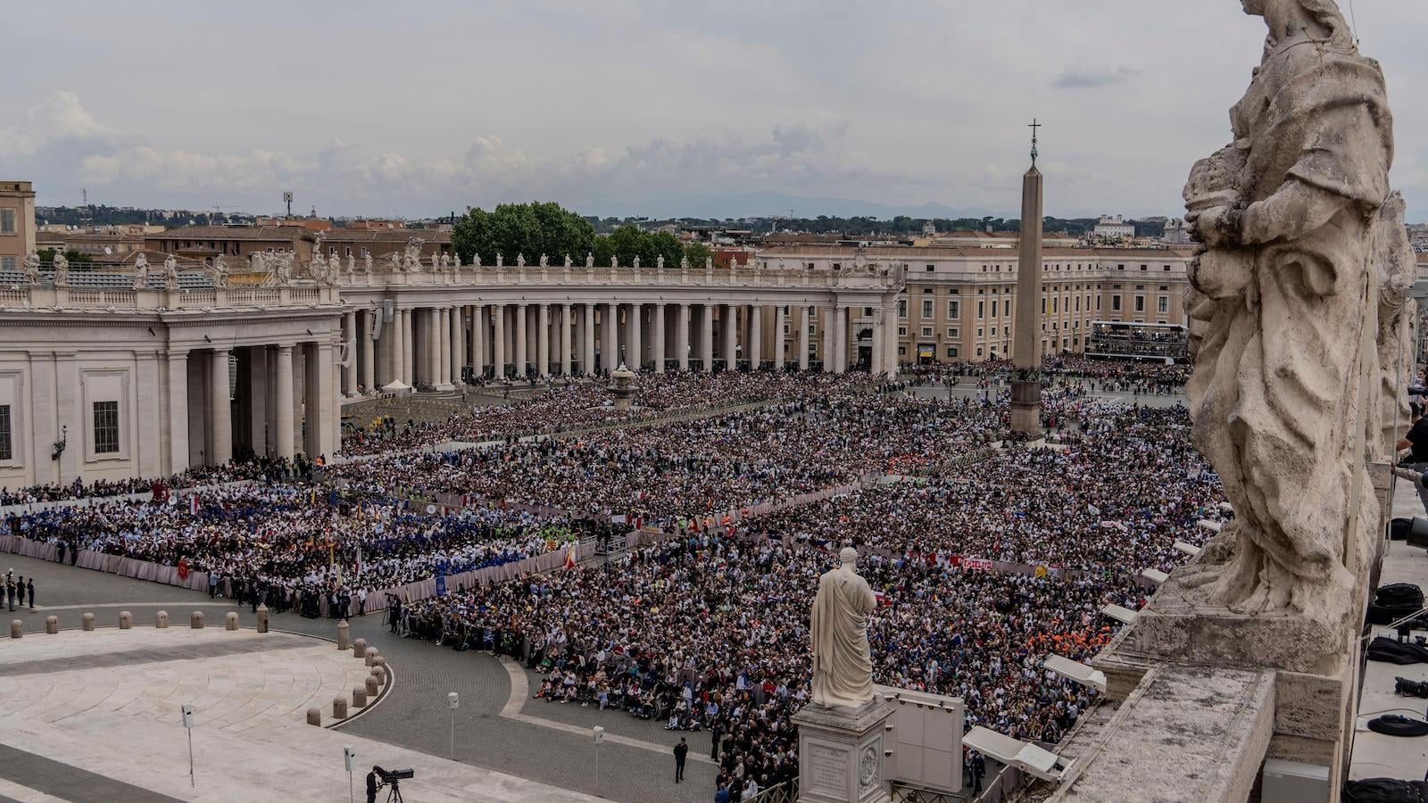 Warsaw archbishop asks Vatican to defrock Polish priest charged with the killing of a homeless man