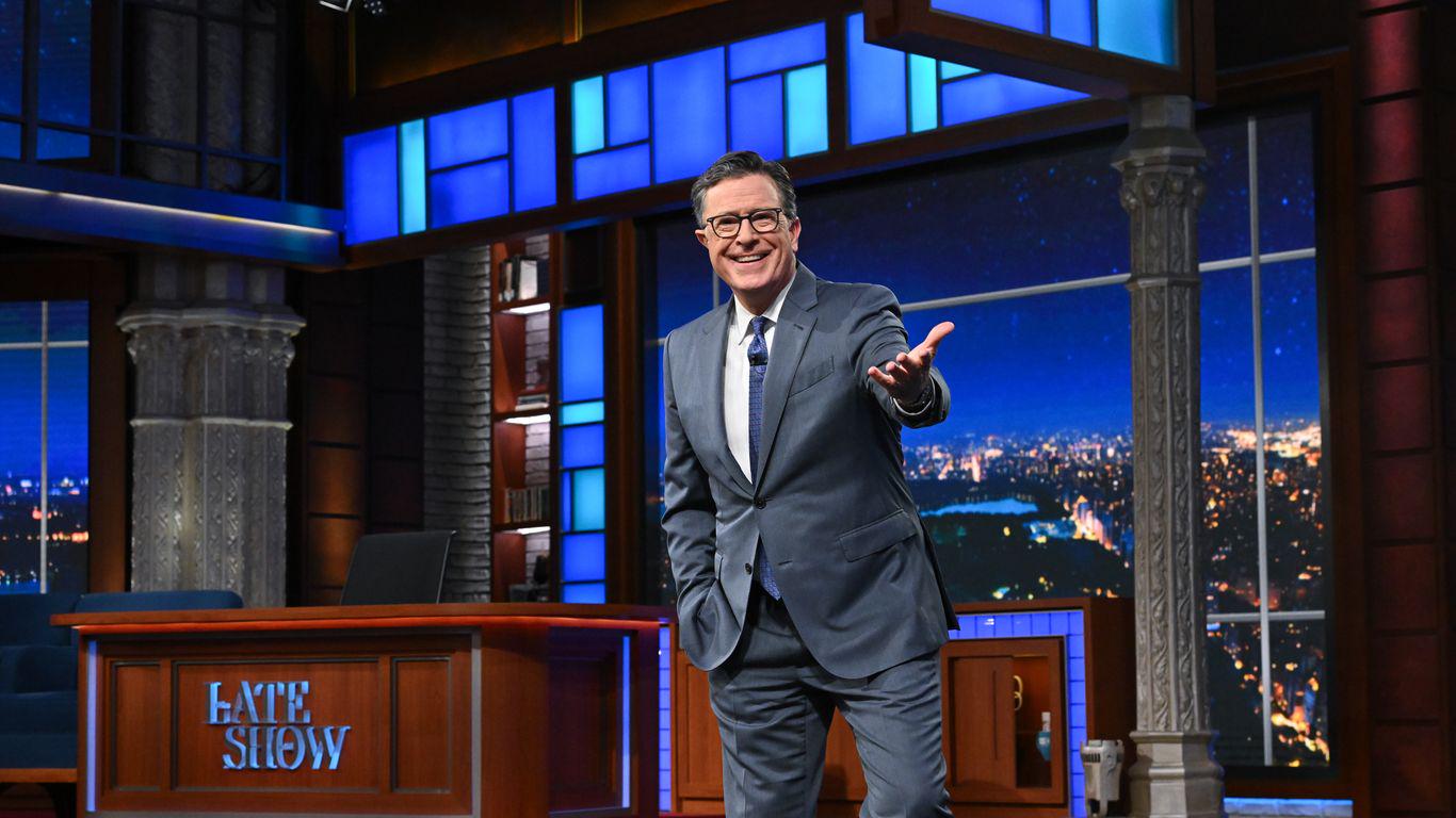 Sanders, Warren accuse CBS of canceling Colbert's show in appeal to Trump