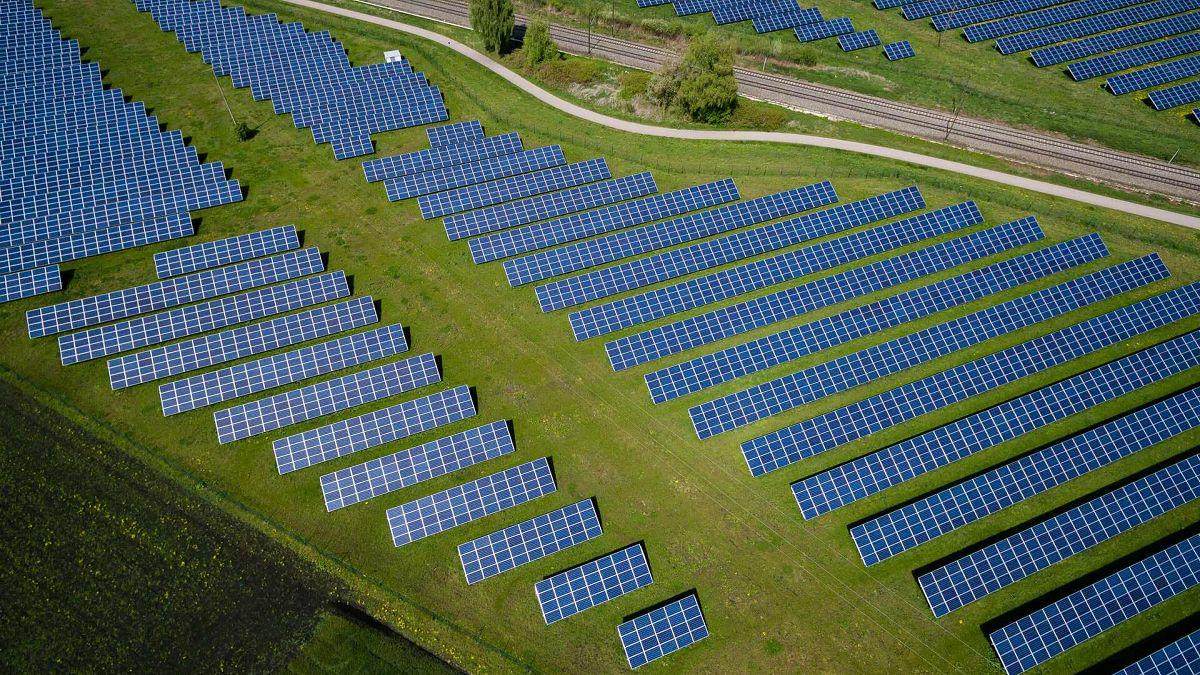 ‘Europe is becoming a solar powerhouse’: Solar tops EU electricity as coal sinks to new low