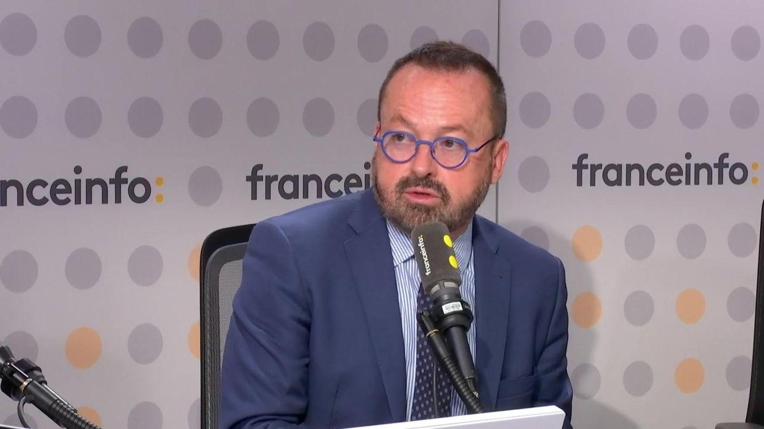 Hausse du plafond des franchises médicales : "Ça peut être deux euros" par boîte de médicaments, avance le ministre de la Santé