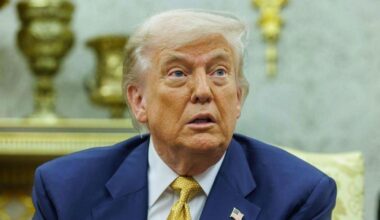 Republicans in ‘Full Panic Mode’ as FBI’s Chaotic Search for Trump Mentions in Epstein Files and Cover-Up Confirmed by Legal Expert