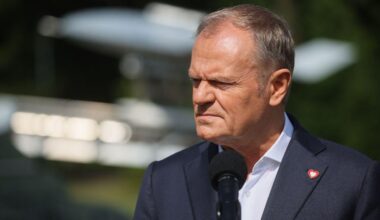 Polish PM says ‘many signs’ indicate war in Ukraine may soon be suspended