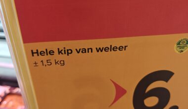 *pinkt nostalgisch traantje weg*
