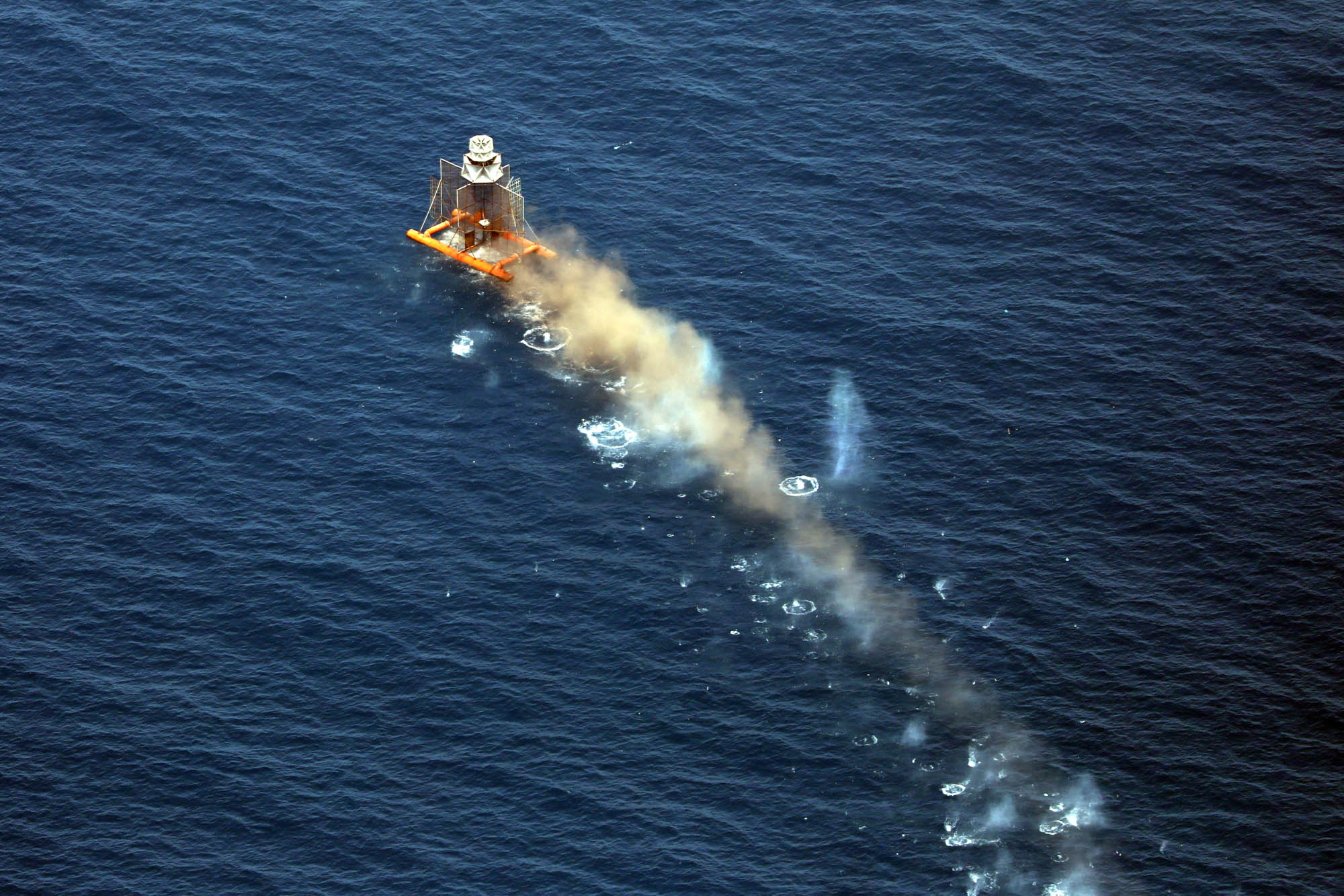 Aerial view of Iranian military drills in the Sea of Oman.
