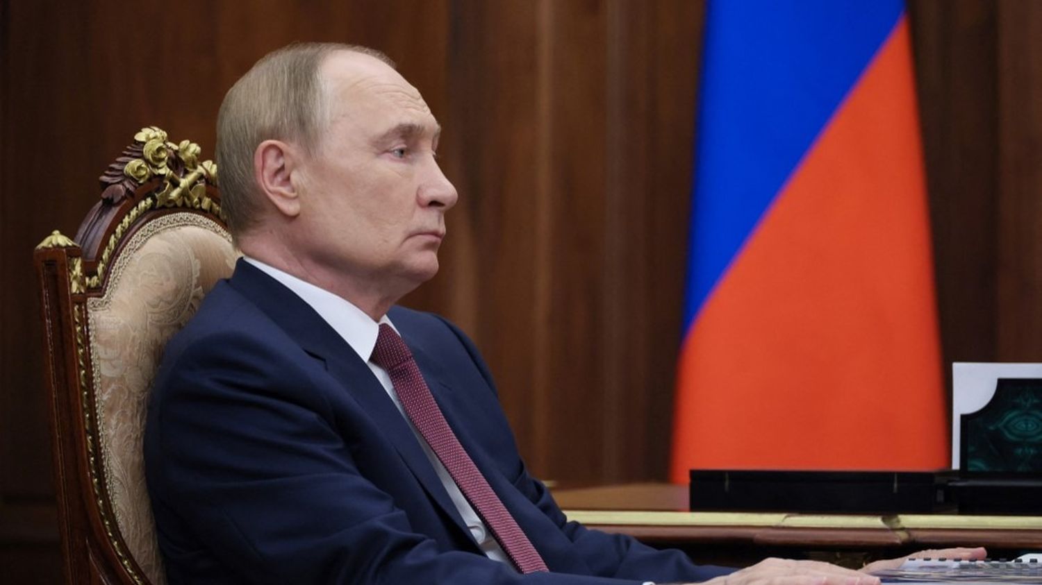 la Russie affirme qu'il n'y a "pas de rencontre prévue" entre Vladimir Poutine et Volodymyr Zelensky