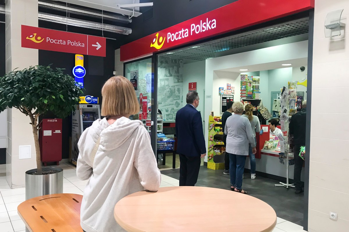 Poczta Polska wstrzymuje przesyłki do USA