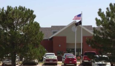Congressman discusses new immigration detention facility
