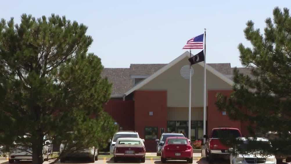 Congressman discusses new immigration detention facility