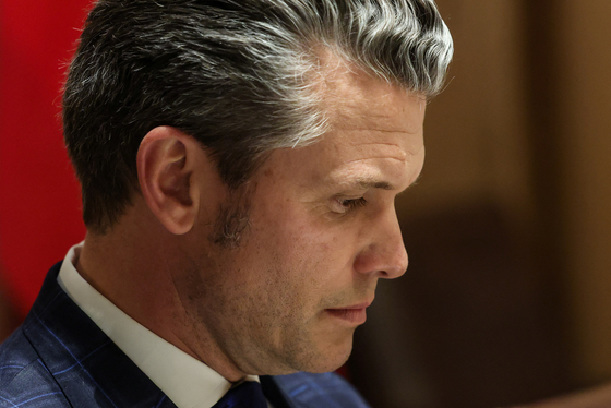 U.S. Defense Secretary Pete Hegseth attends a meeting of U.S. President Donald Trump and Norway's Prime Minister Prime Minister Jonas Gahr Støre at the White House, in Washington on April 24. [REUTERS/YONHAP]