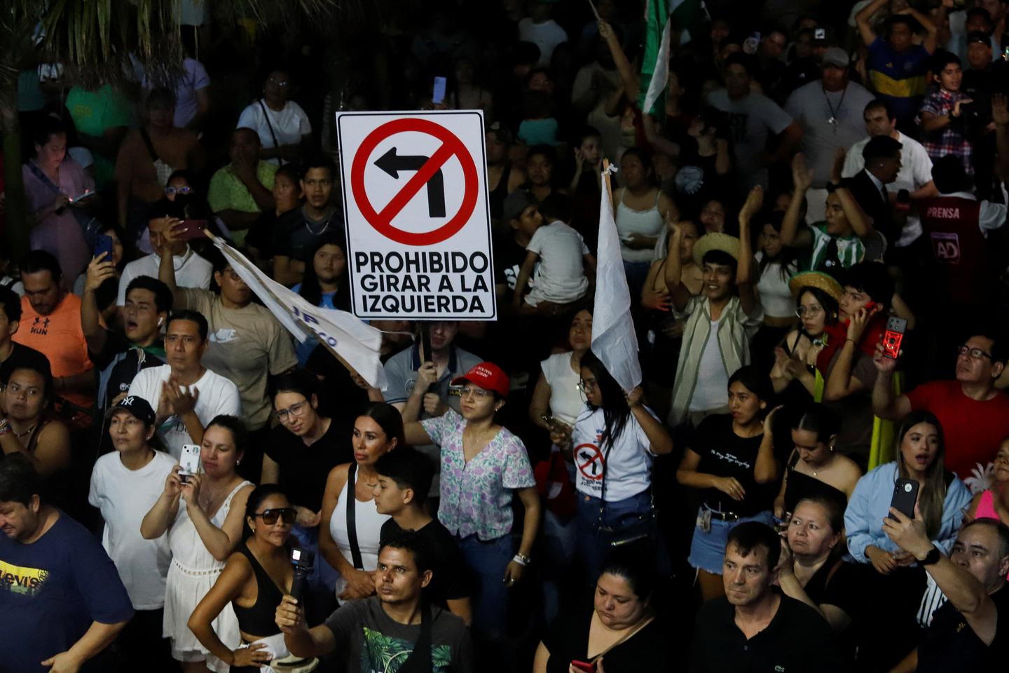 En Bolivie, la droite met fin à vingt ans de domination de la gauche aux élections