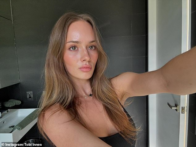 Tobi comes from good stock: her mother is Sara Tetro, a prominent New Zealand model and businesswoman, and her father, Craig Innes, a former All Black rugby player