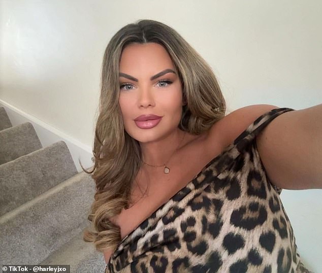 Harley, who goes by @harleyjxo on TikTok , travelled with her partner and their two children to Antalya, Turkey, in July, where they'd booked a stay at Hotel Turan Prince