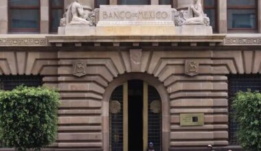 Central Bank brings interest rate to a 3-year low