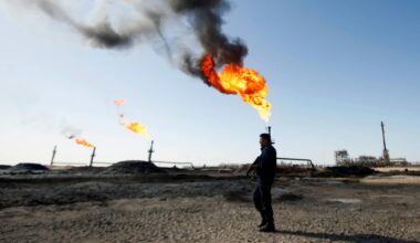 Why can't Iraq, OPEC's second-largest oil producer, keep the lights on?