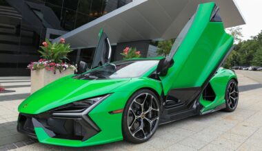 Tariffs causing even the wealthiest buyers to pause