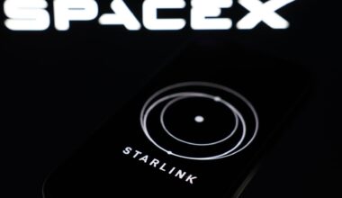 Musk's Starlink suffers apparent outage as SpaceX launches satellites