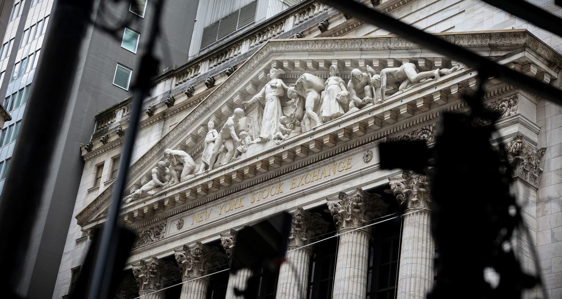 The stock market had a tough week but a great month. Here's what happened