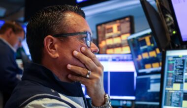 Stoxx 600, FTSE, DAX, Trump talks, Fed
