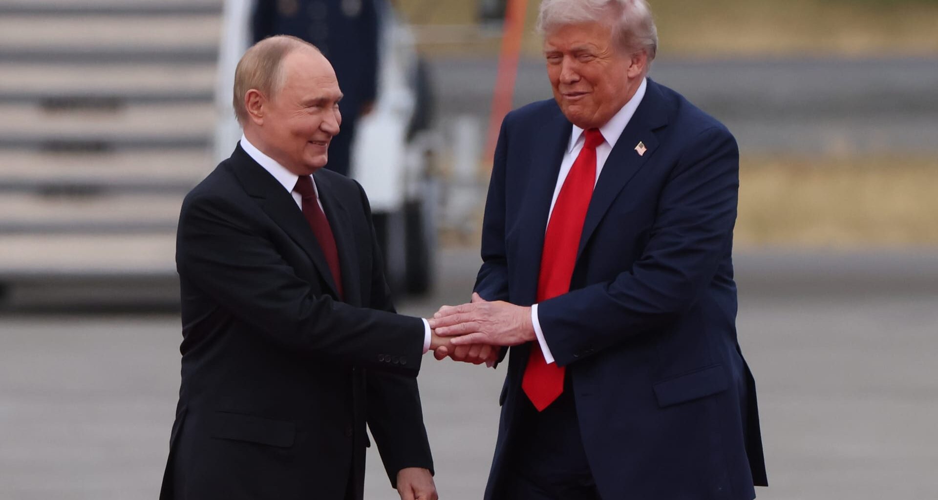 Trump's Ukraine 'peace' doesn't seem like what Zelenskyy wants