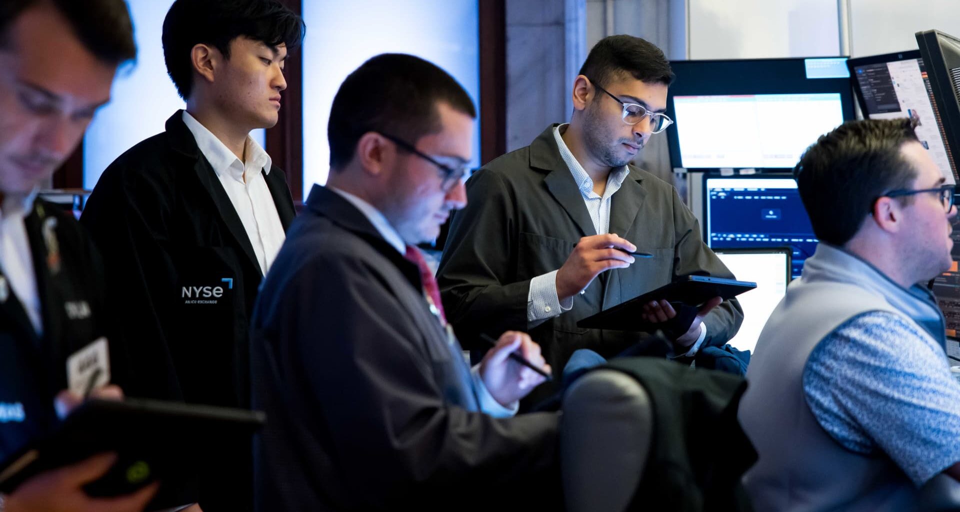 Stock market today: Live updates