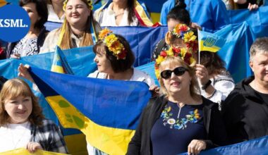 Ukrainan itsenäisyyspäivää vietettiin Jyväskylän keskustassa – Putin sai kuulla kunniansa | Keski-Suomi