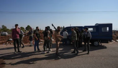 US Envoy Urges Calm and Dialogue to Resolve Syria Disputes
