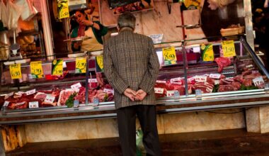 Spain’s economy grows 0.7% as it continues to outshine eurozone peers