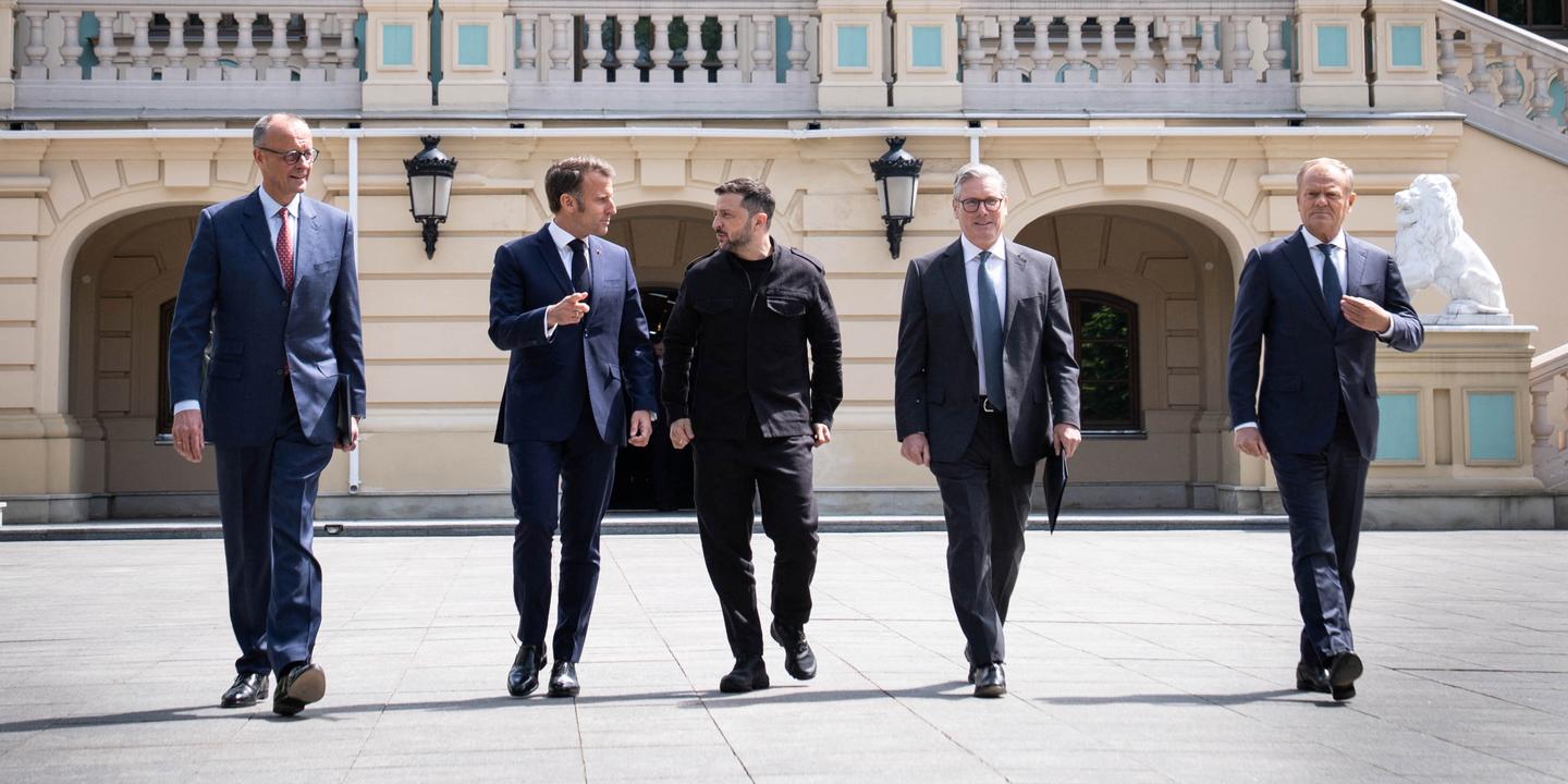 après le sommet entre Donald Trump et Vladimir Poutine, les Européens veulent maintenir la pression sur la Russie